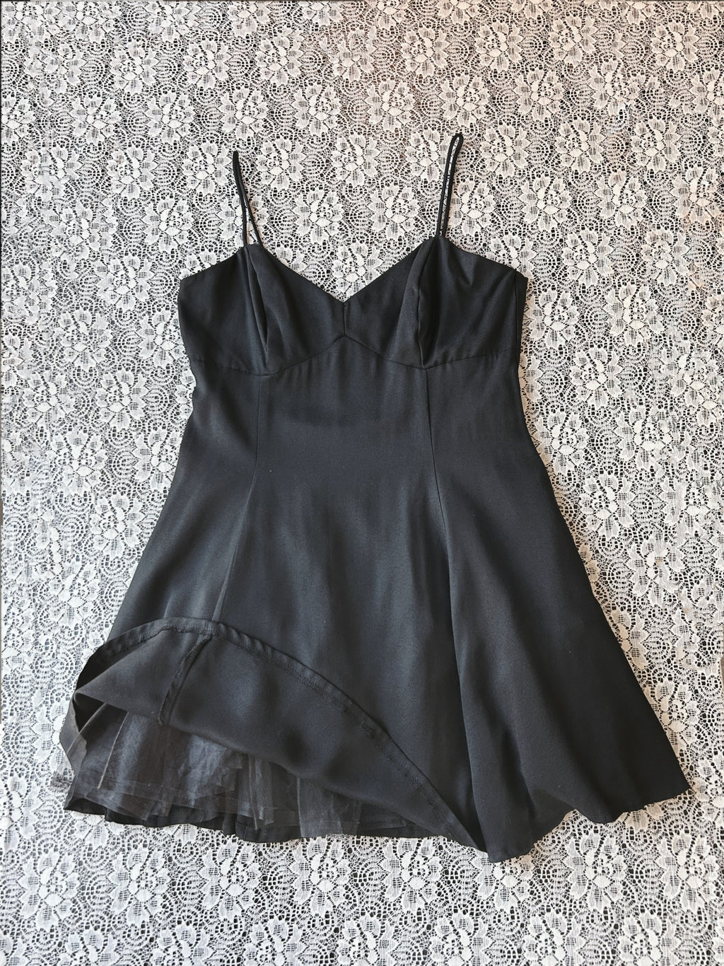 (M/L) Vintage 90's-00's Mini Dress w/ Tulle Underskirt