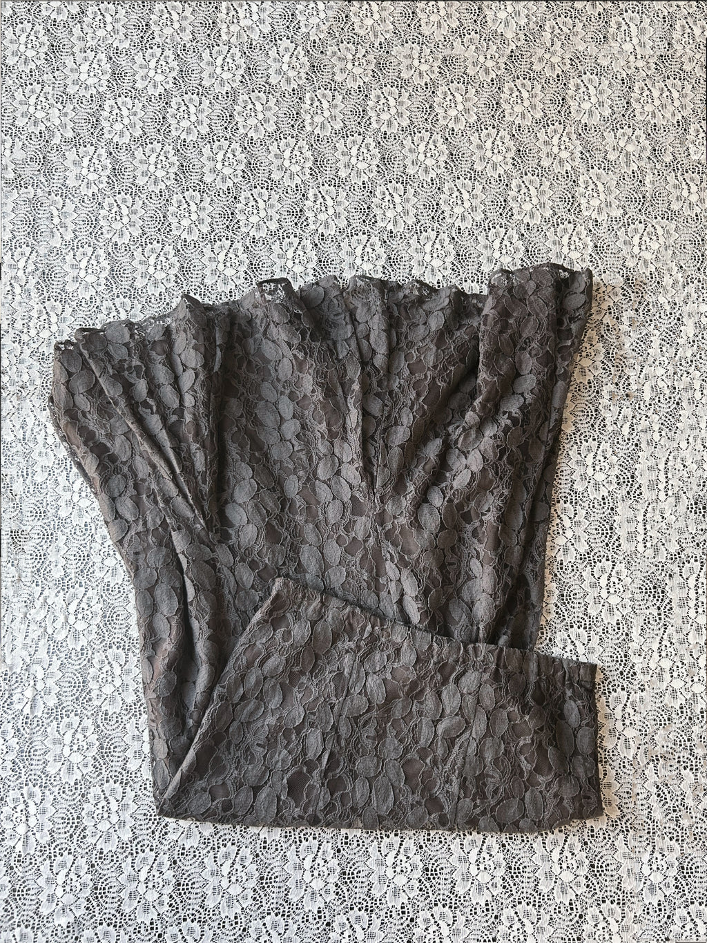 (L) Maxi Taupe Lace Skirt