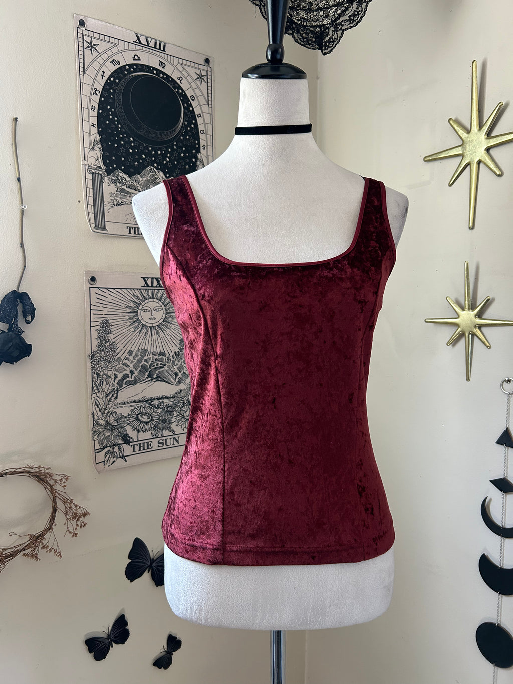 (S) Vintage 1997 Burnt Orage/Red Velvet Tank