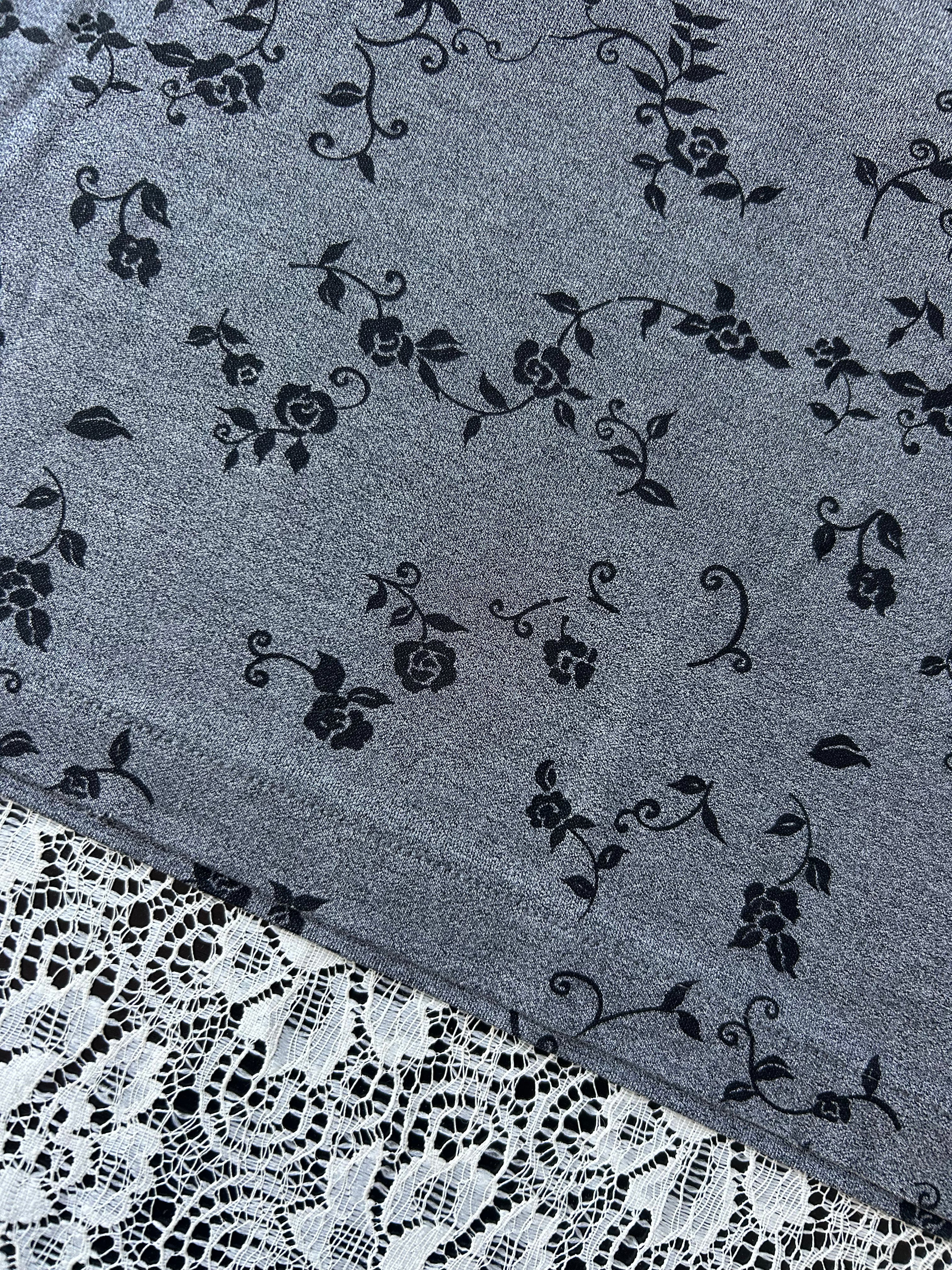 (M) Vintage 90's-00's Black Rose Print Tank Top