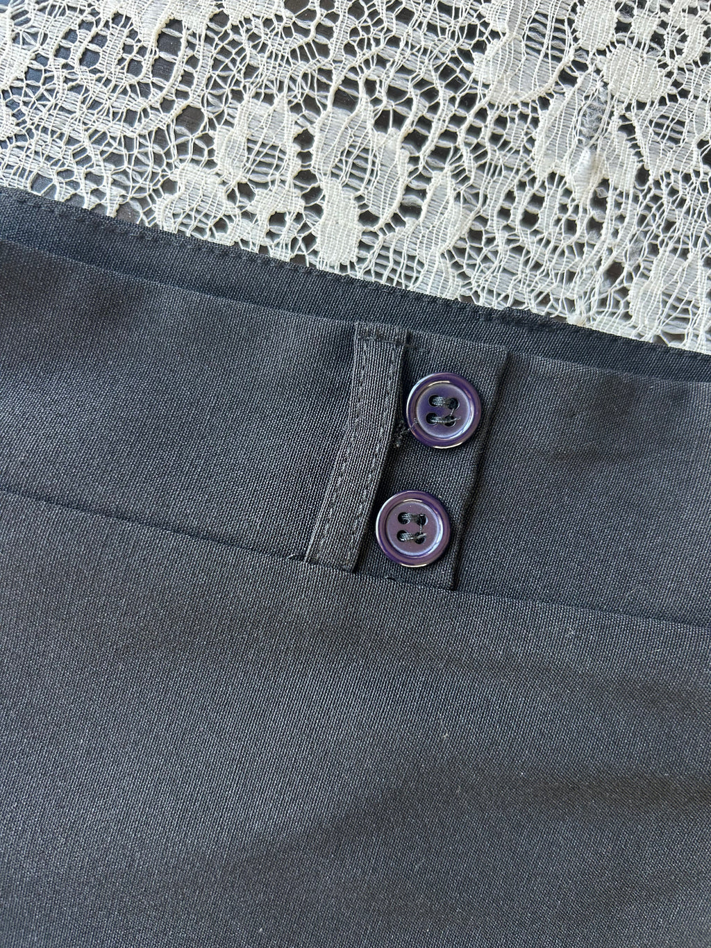 (XS) Vintage 00's Low Rise Micro Shorts