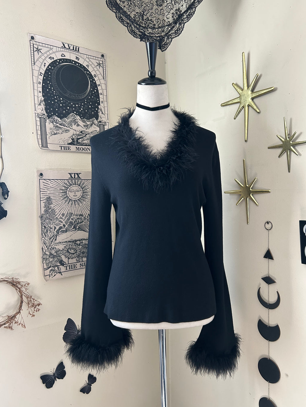 (L) Y2K Feather Trim Flare Long Sleeve Top