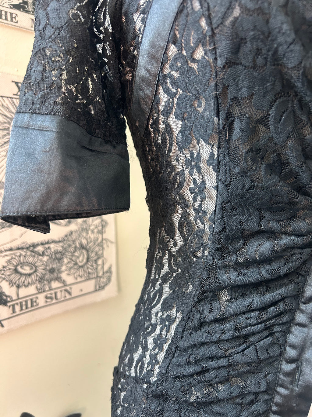 (S/M) Y2K Lace 3/4 Sleeve Top