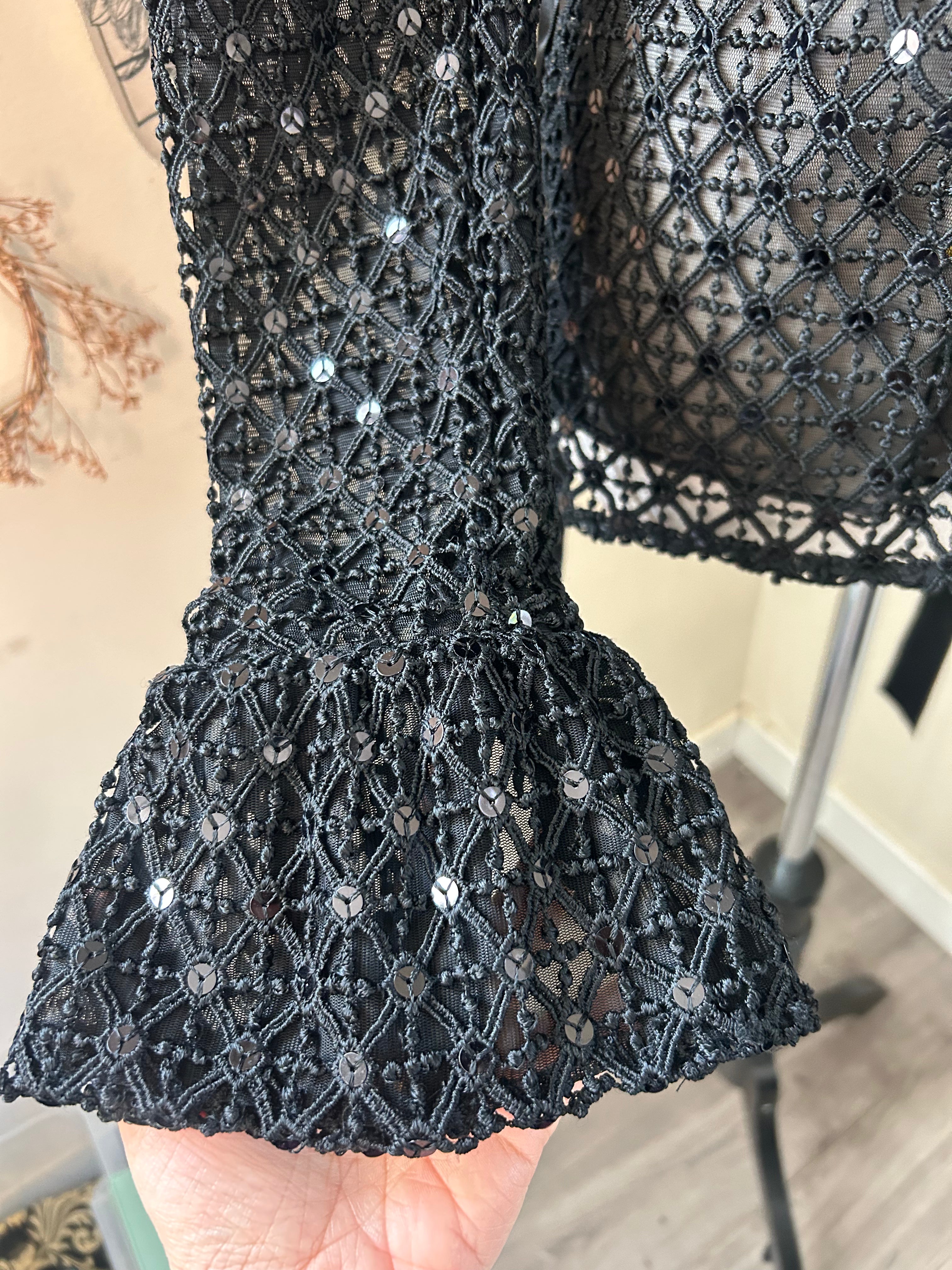 (M/L) Y2K Sequin Knit Flare Long Sleeve Blouse