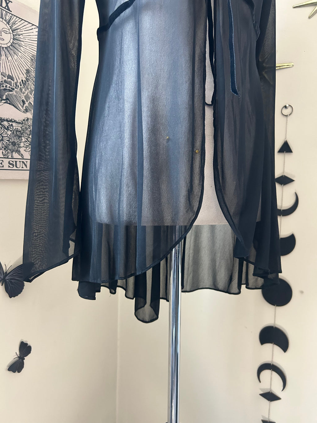 (M/L) Vintage 90's Sheer Tie-front Duster Dress W/ Flared Sleeves