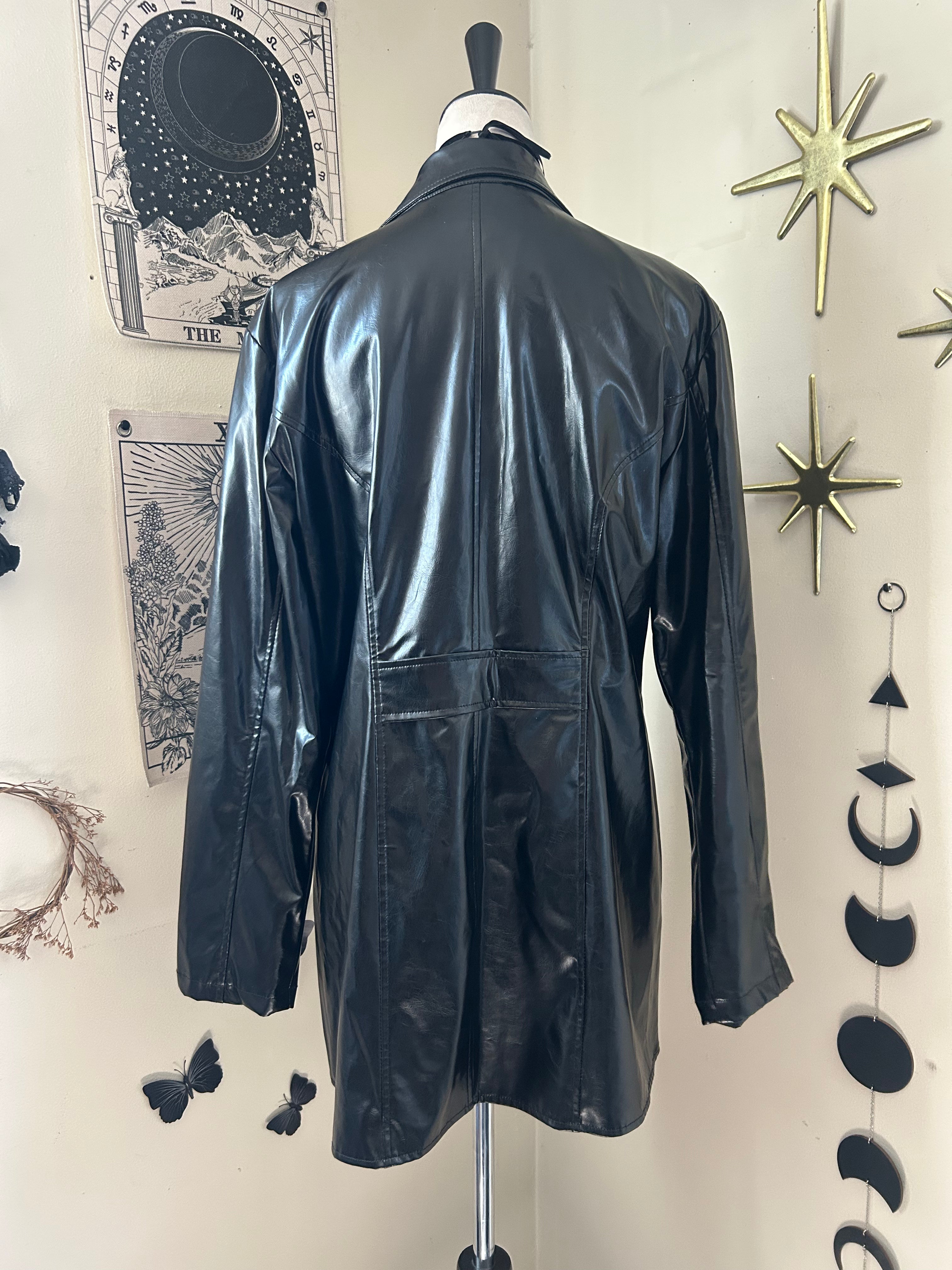 (L) Vintage Late 90's Faux Leather Long Jacket