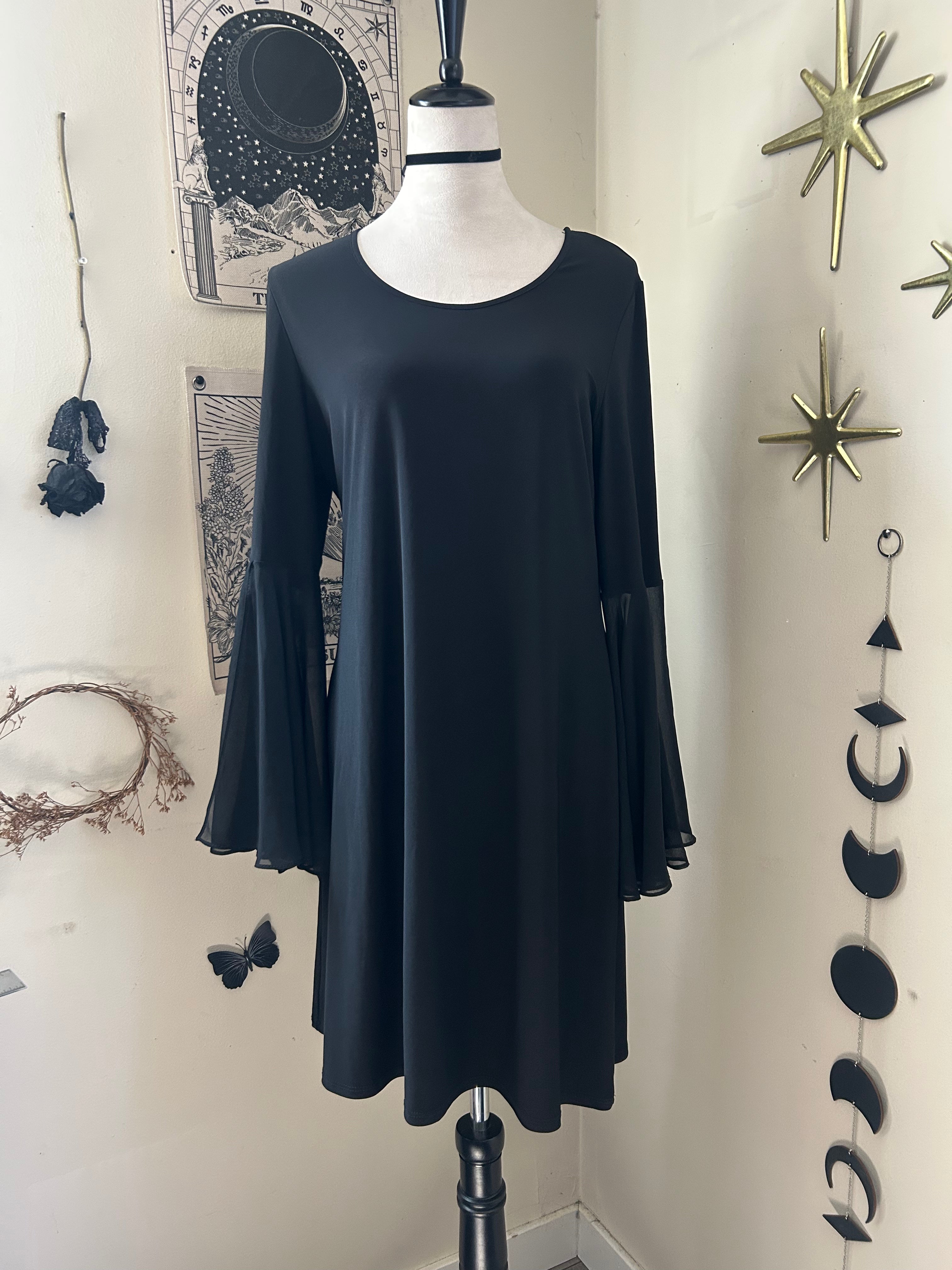 (L) Vintage 90s Flare Sleeves Midi Dress