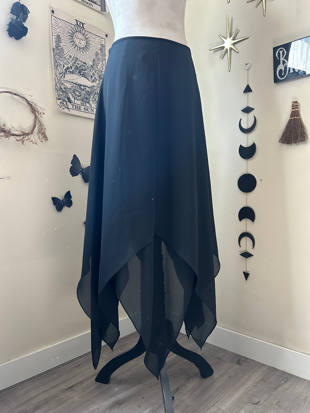 (S) Vintage 90's-00's Fairy Black Maxi Skirt