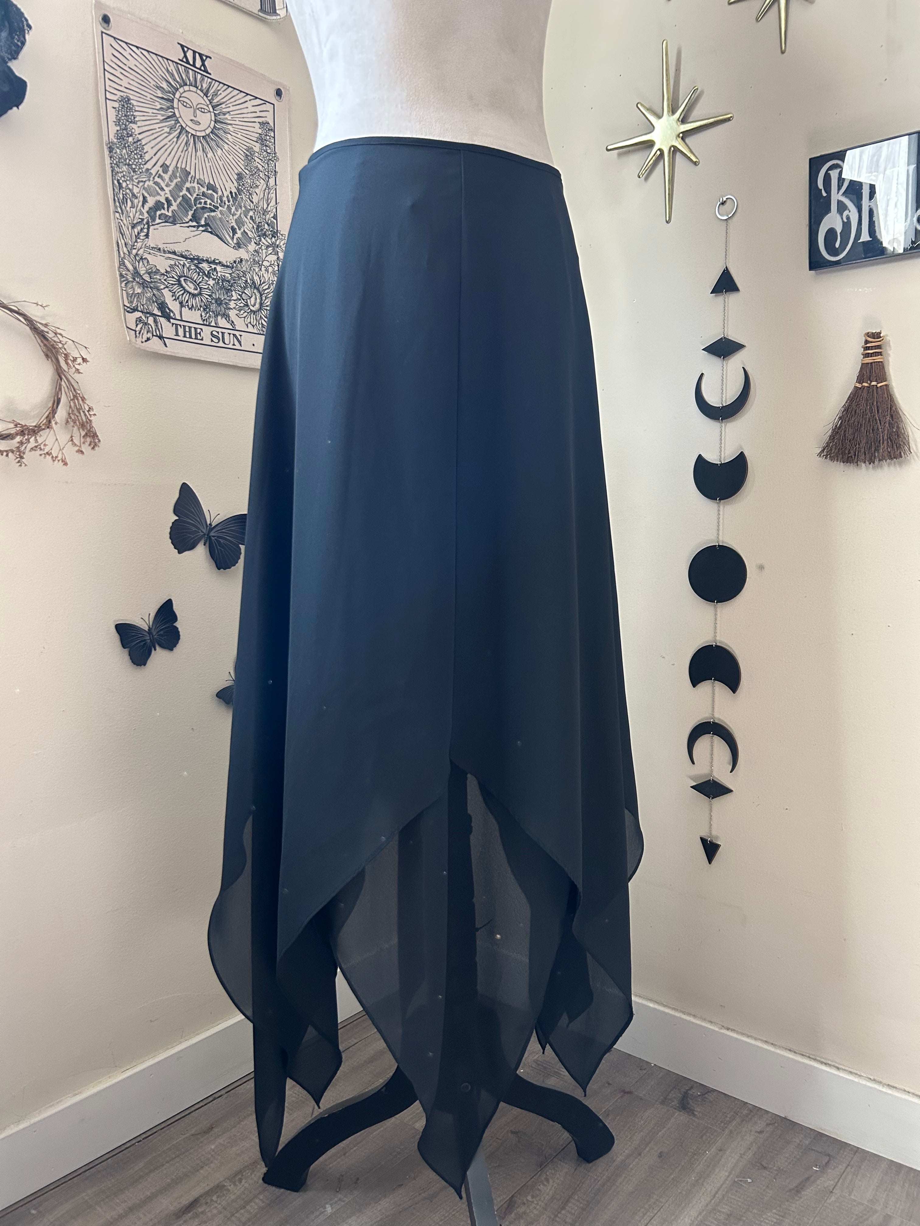 (S) Vintage 90's-00's Fairy Black Maxi Skirt