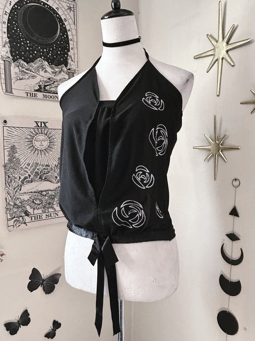 (M) Vintage 00's  Rose Embroidery Halter Top
