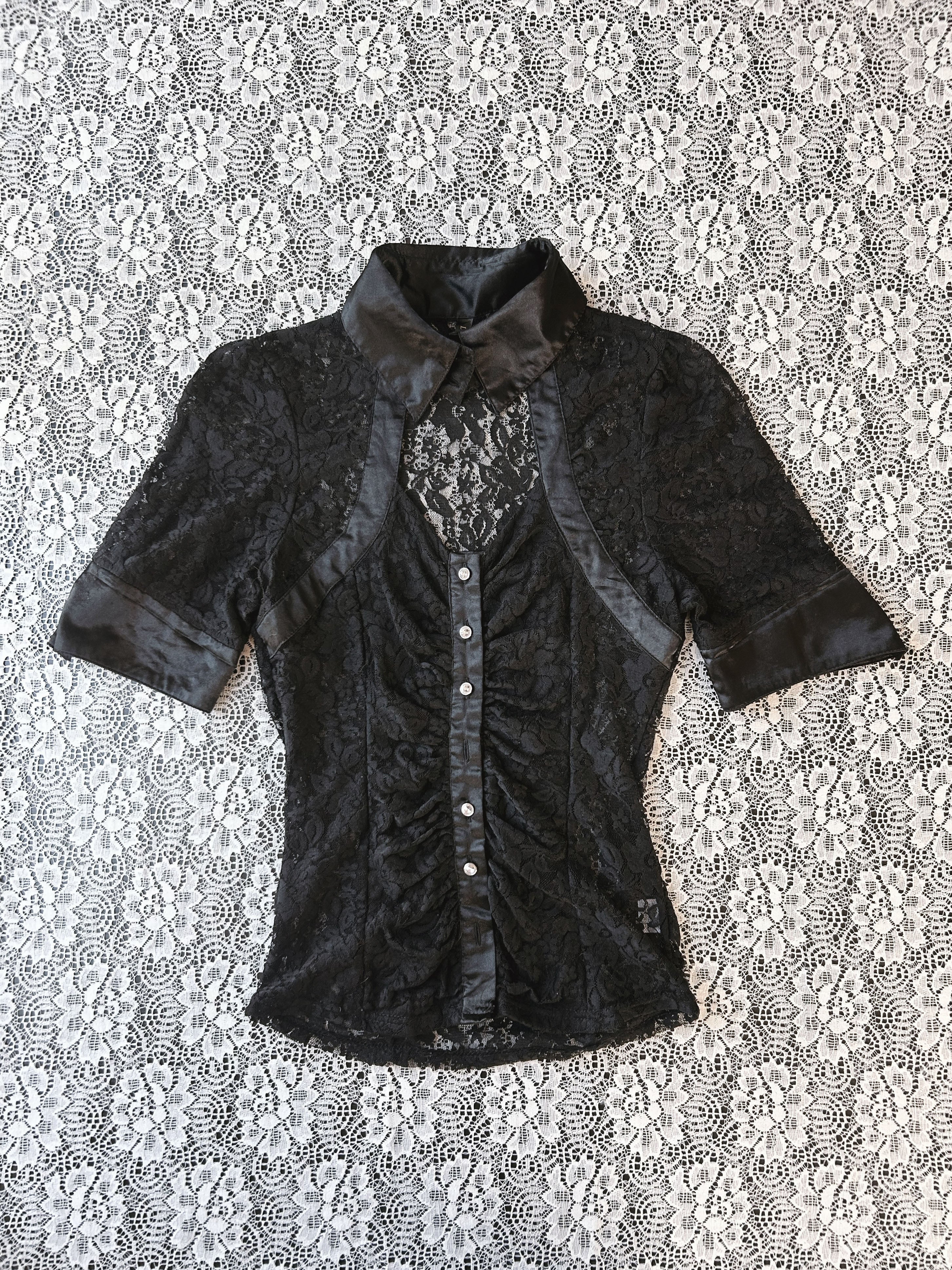 (S/M) Y2K Lace 3/4 Sleeve Top