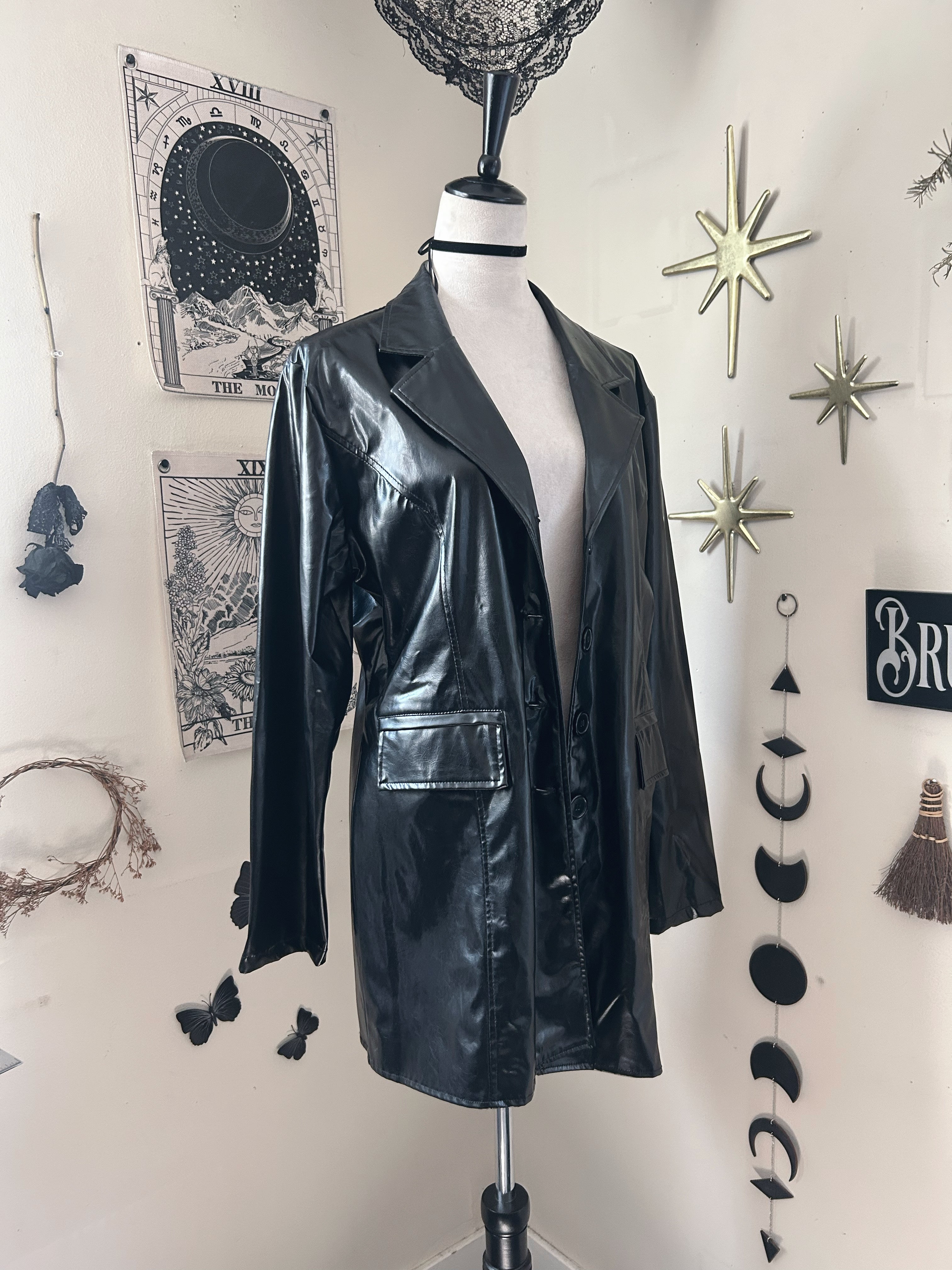 (L) Vintage Late 90's Faux Leather Long Jacket