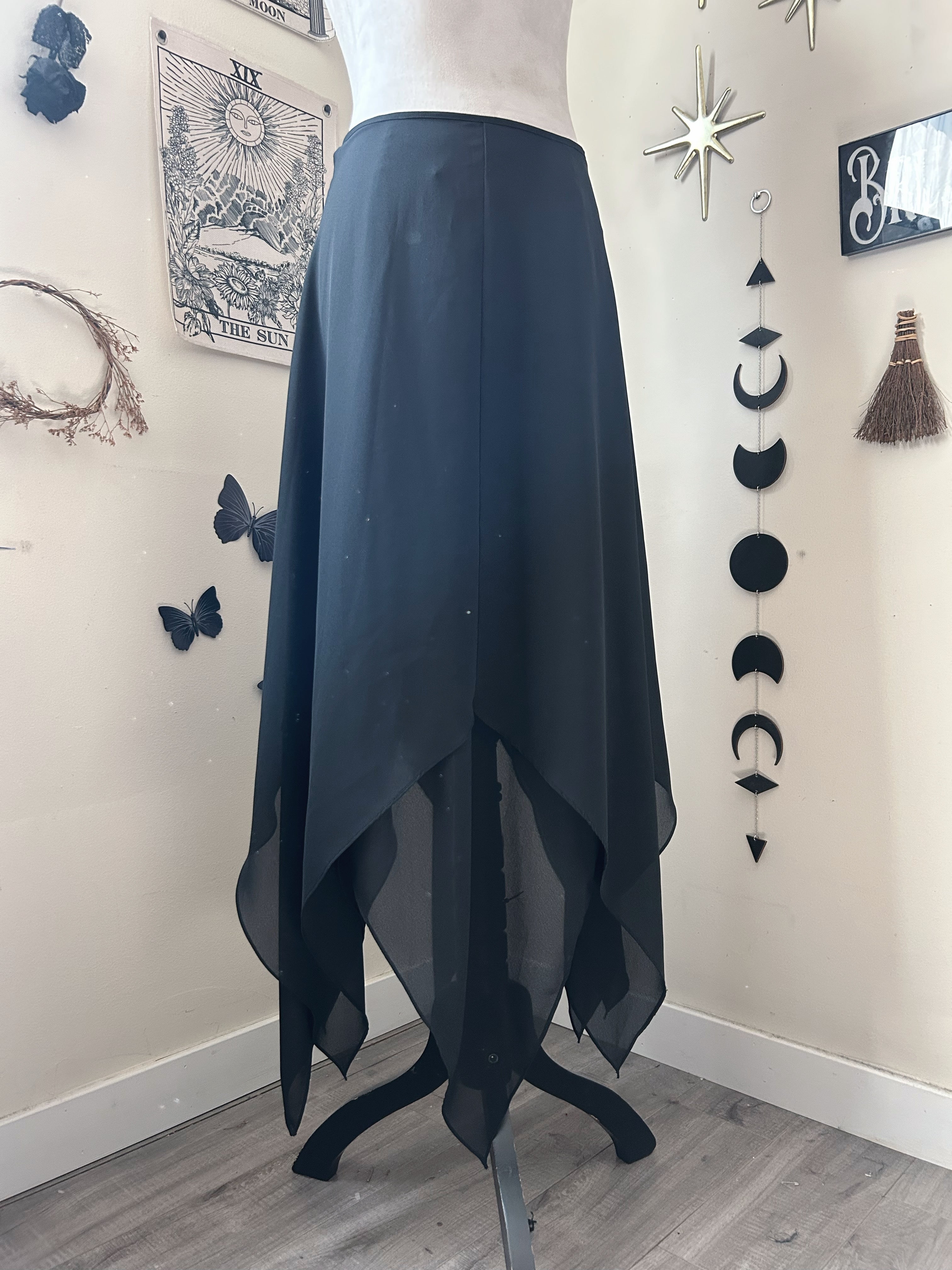 (S) Vintage 90's-00's Fairy Black Maxi Skirt