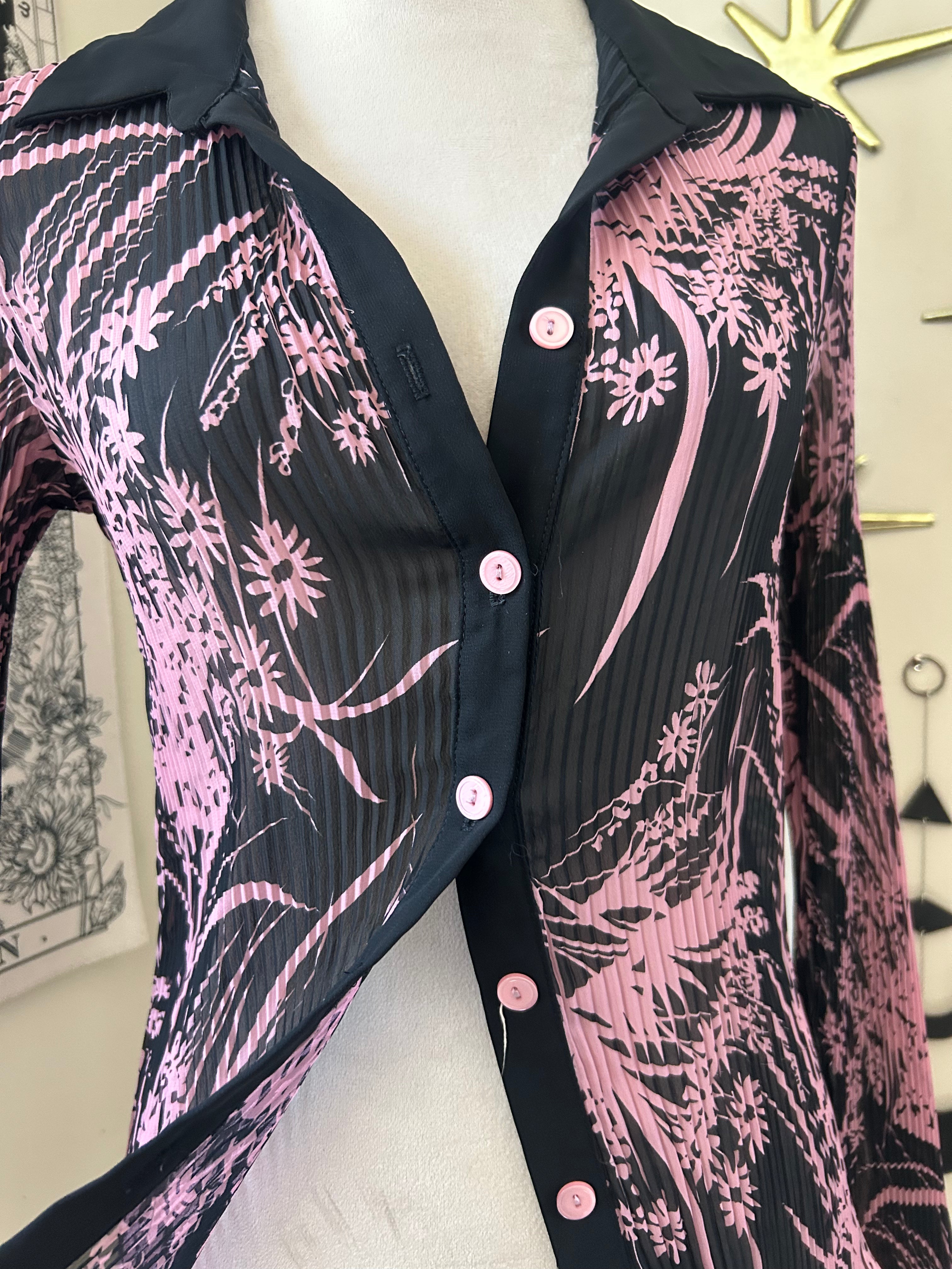(S/M) 00's Pink & Black Floral Print Long Sleeve Blouse