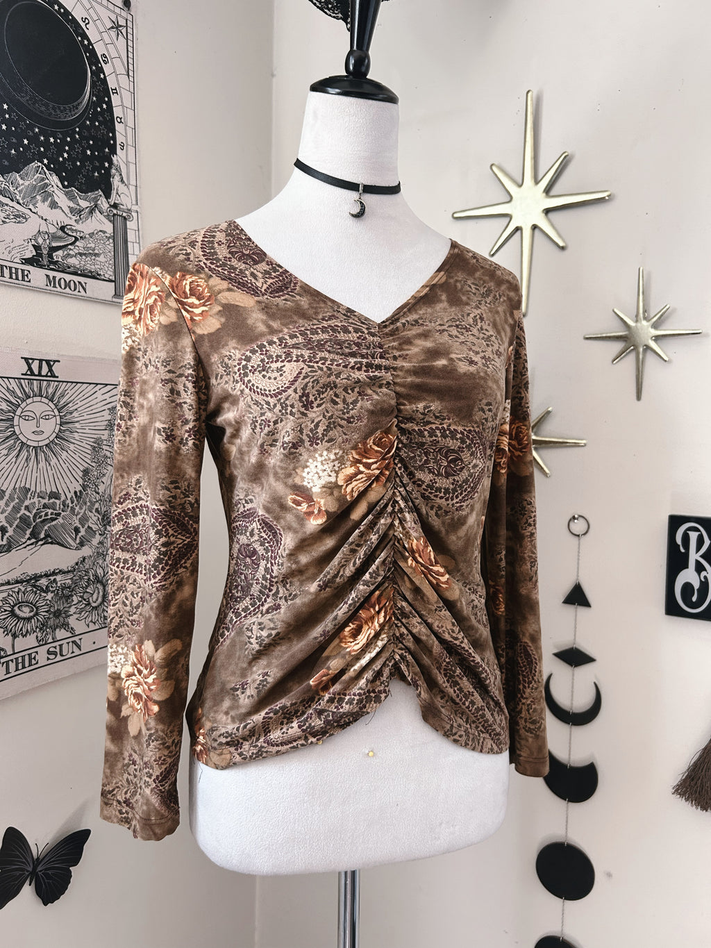 (M/L) Floral & Paisley Print Brown Top