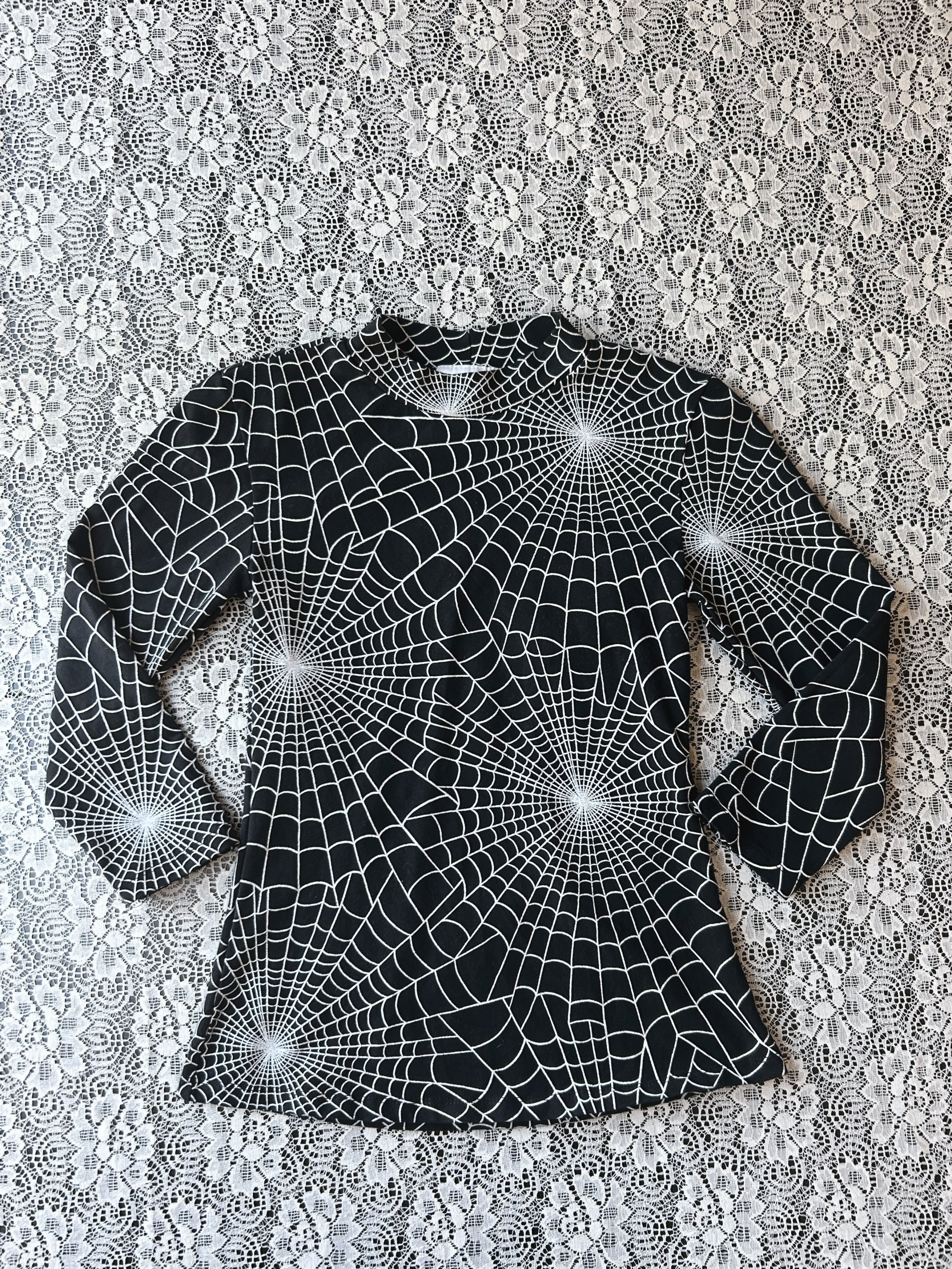 (S) Vixen Spider Web Print Top