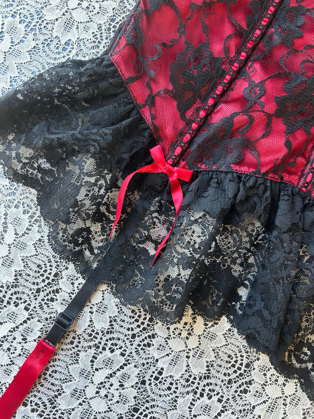 (XXL) Vintage 00's Shirley of Hollywood Lace Cirset