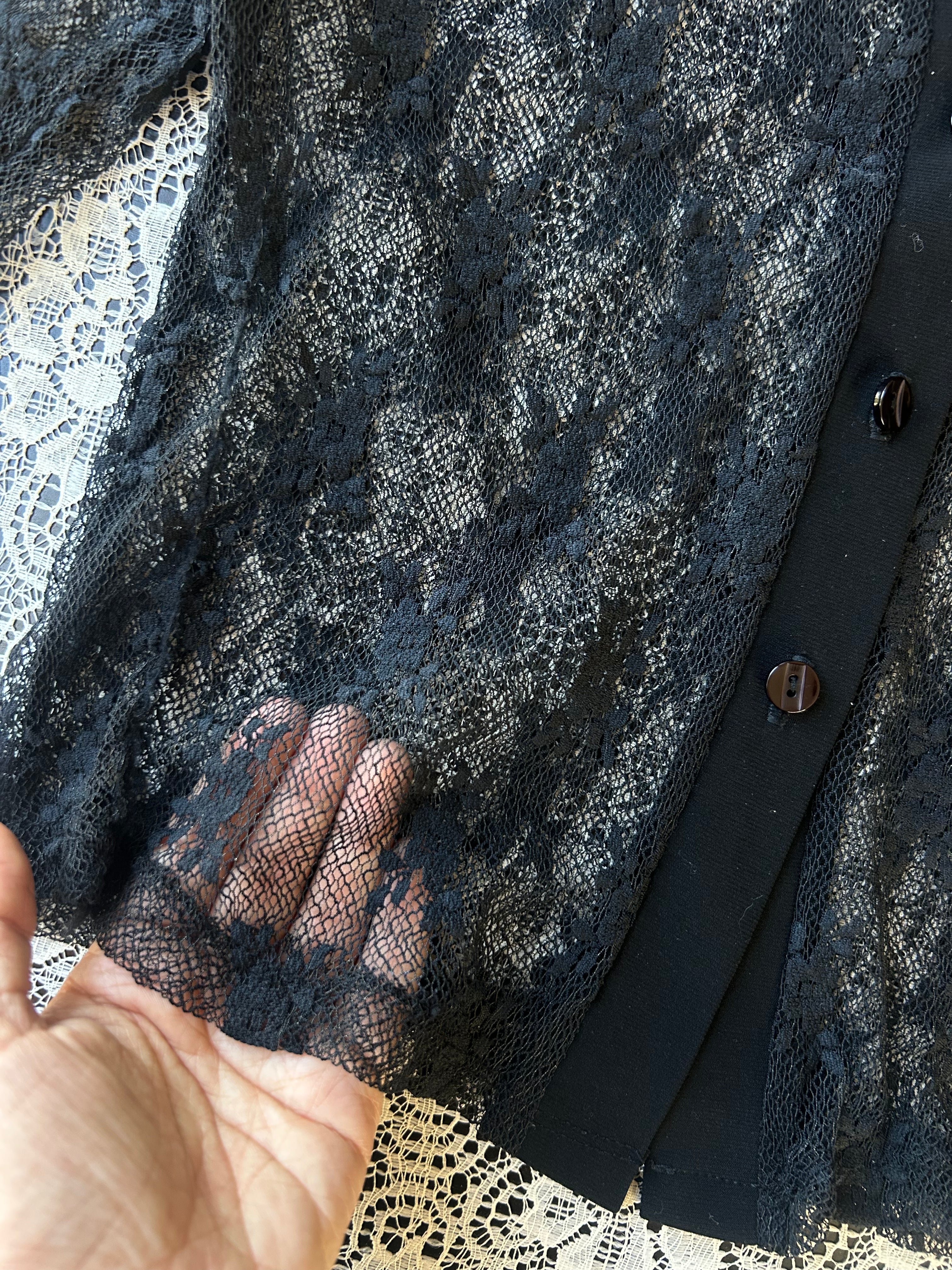 (S/M) Vintage 00's Sheer Button Blouse