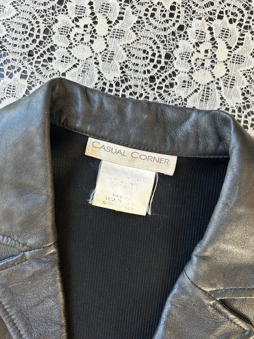 (L/XL) Vintage 90's/00's Leather Vest