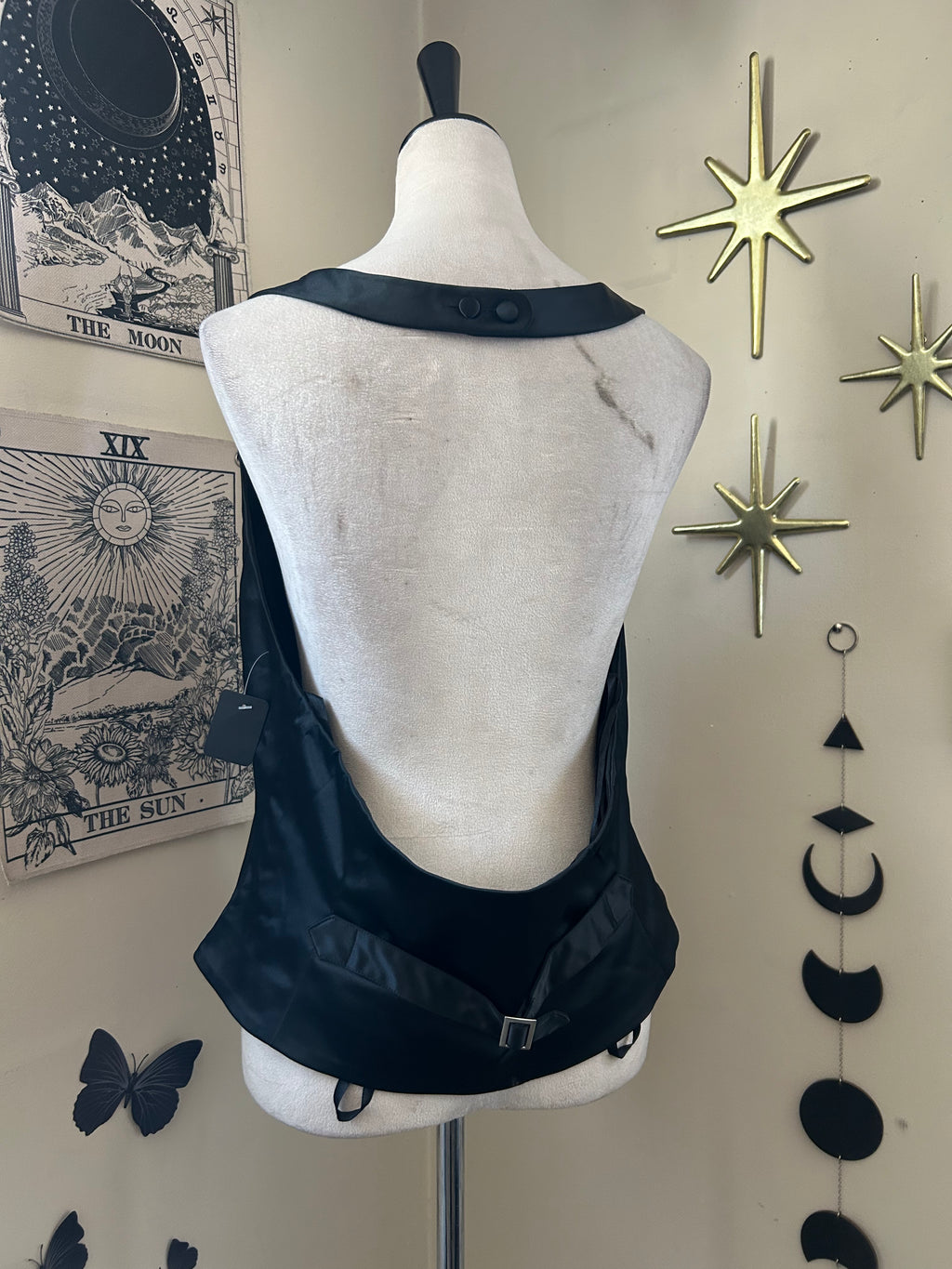 (XL/1X) Y2K Satin Crop Vest