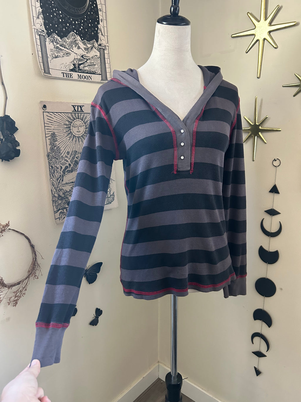(M) Vintage 00's Hooded Long Sleeve Blouse