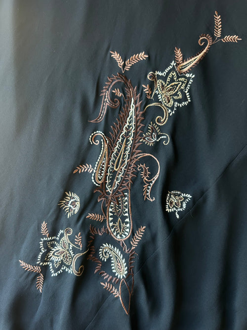 (18-20) Y2k Silk Embroidered Maxi Skirt