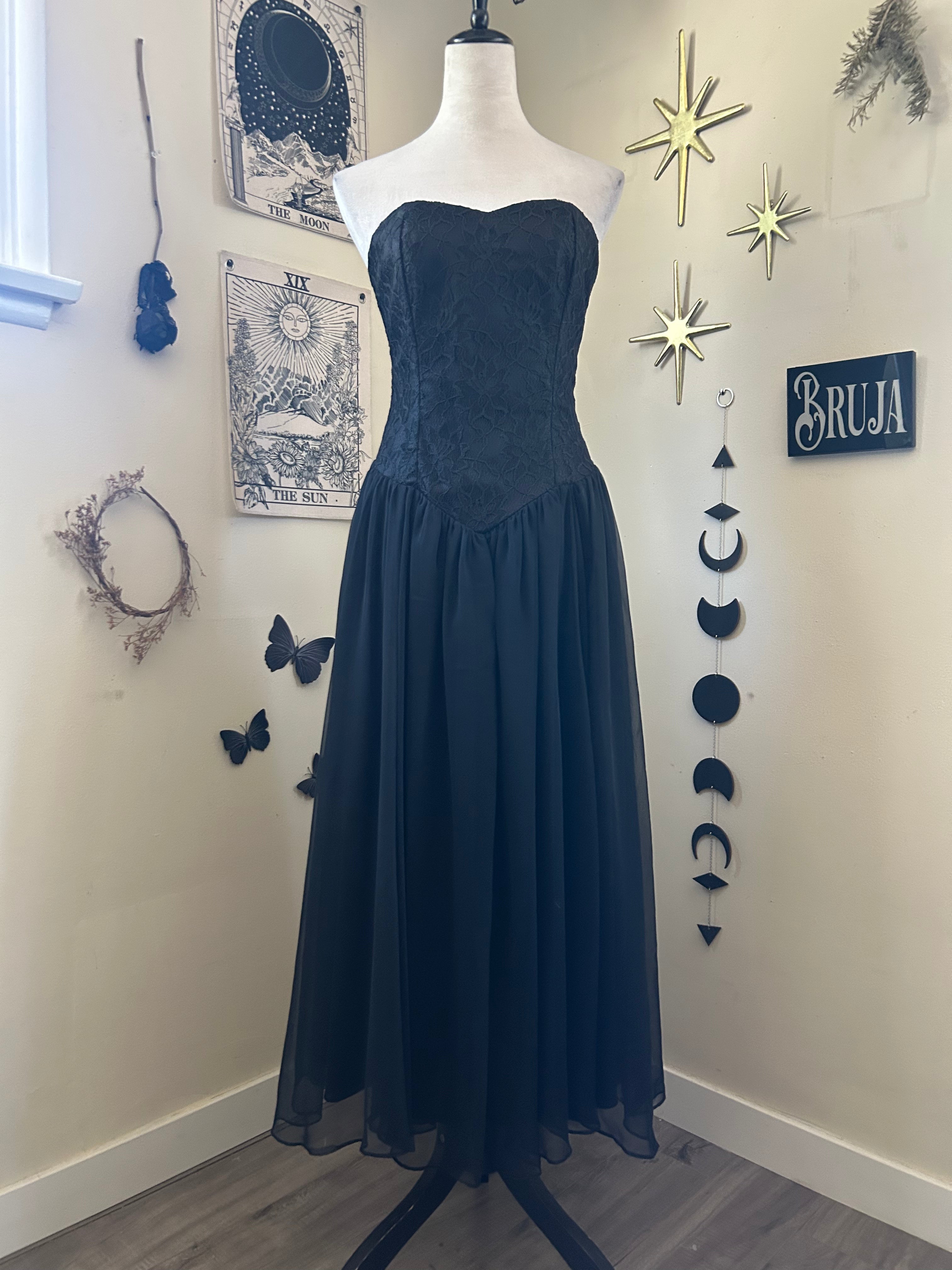 (M) Vintage 80's-90's Strapless Night Dress