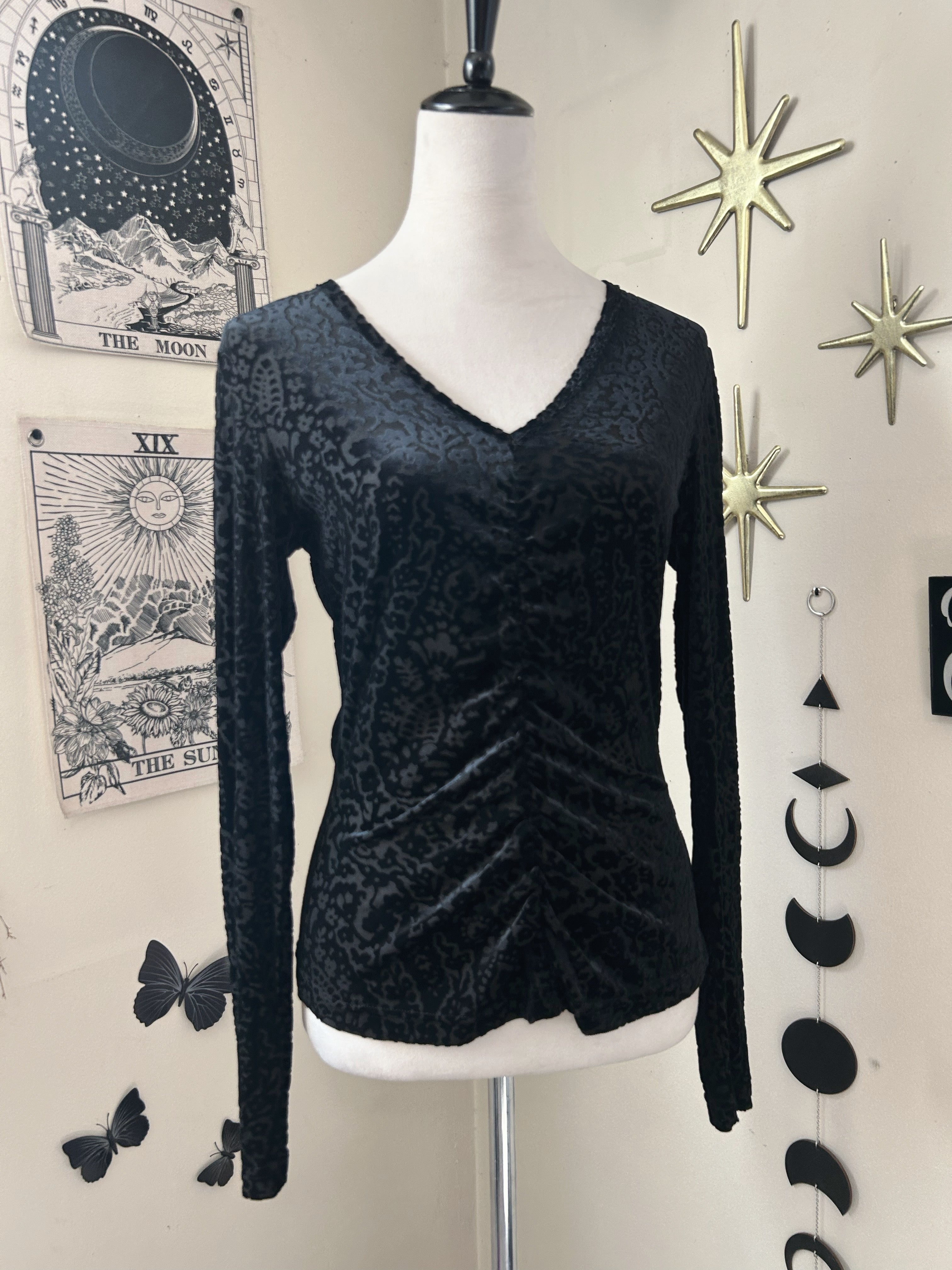 (M) 00's V-Neck Jacquard Velvet Print Blouse