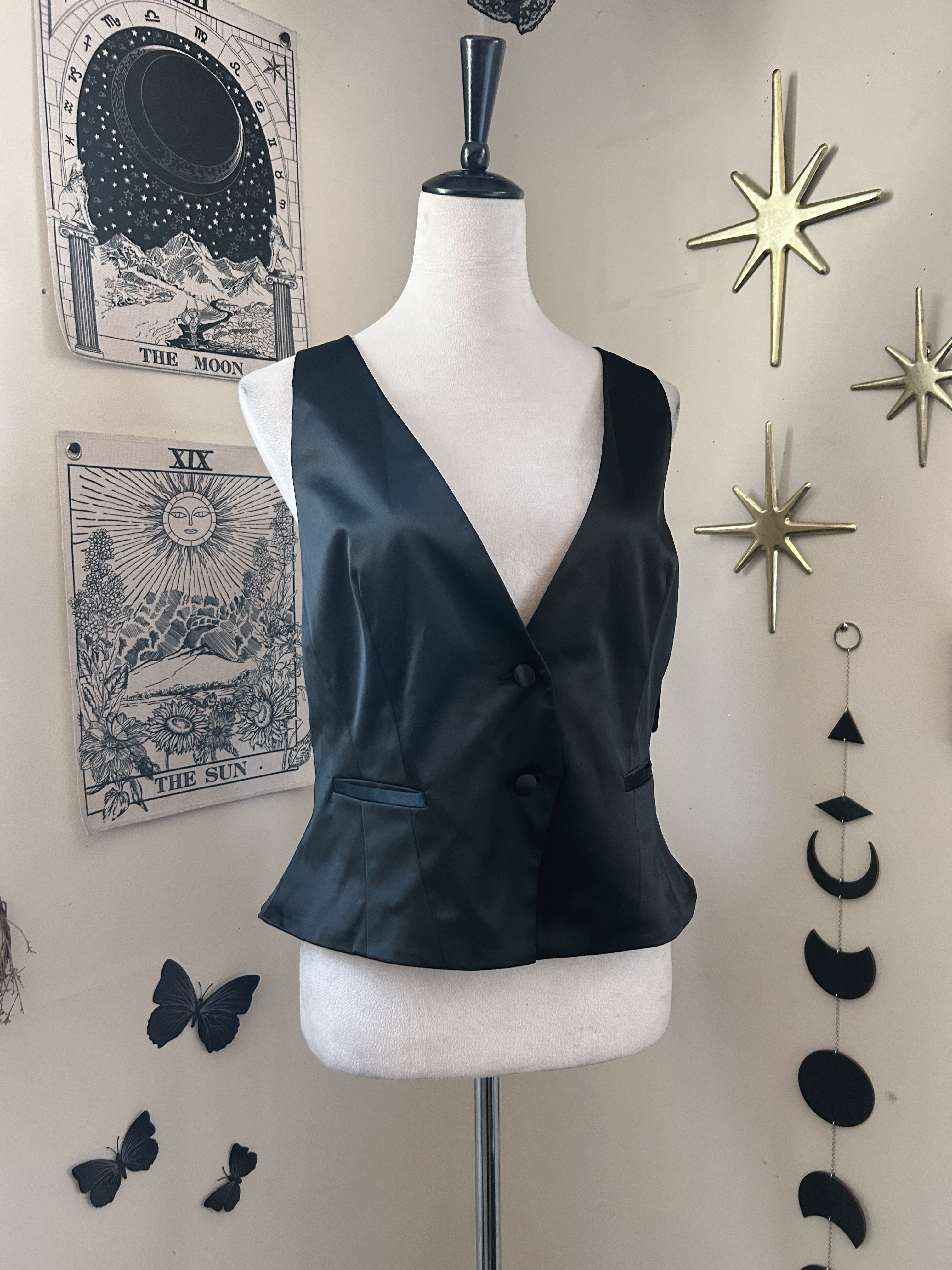 (XL/1X) Y2K Satin Crop Vest