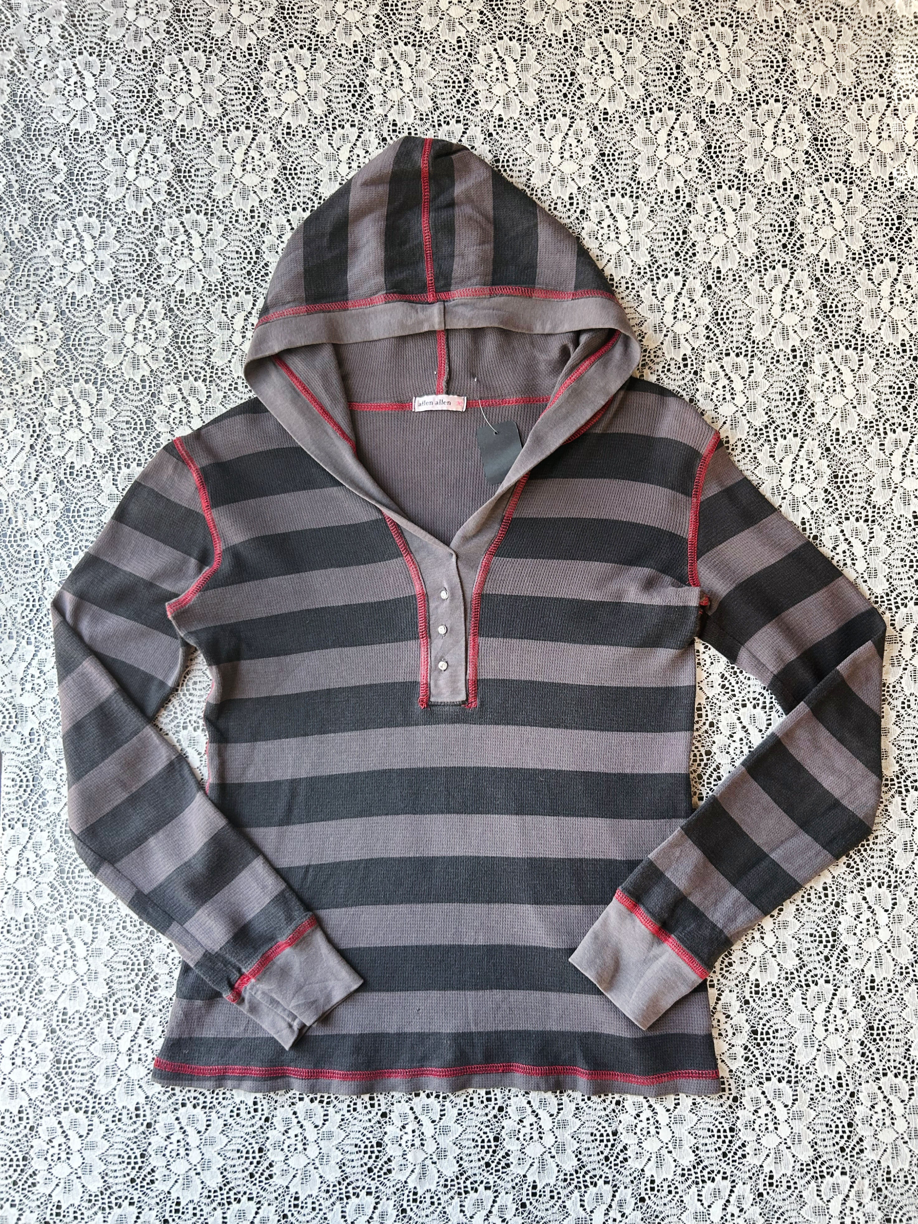 (M) Vintage 00's Hooded Long Sleeve Blouse