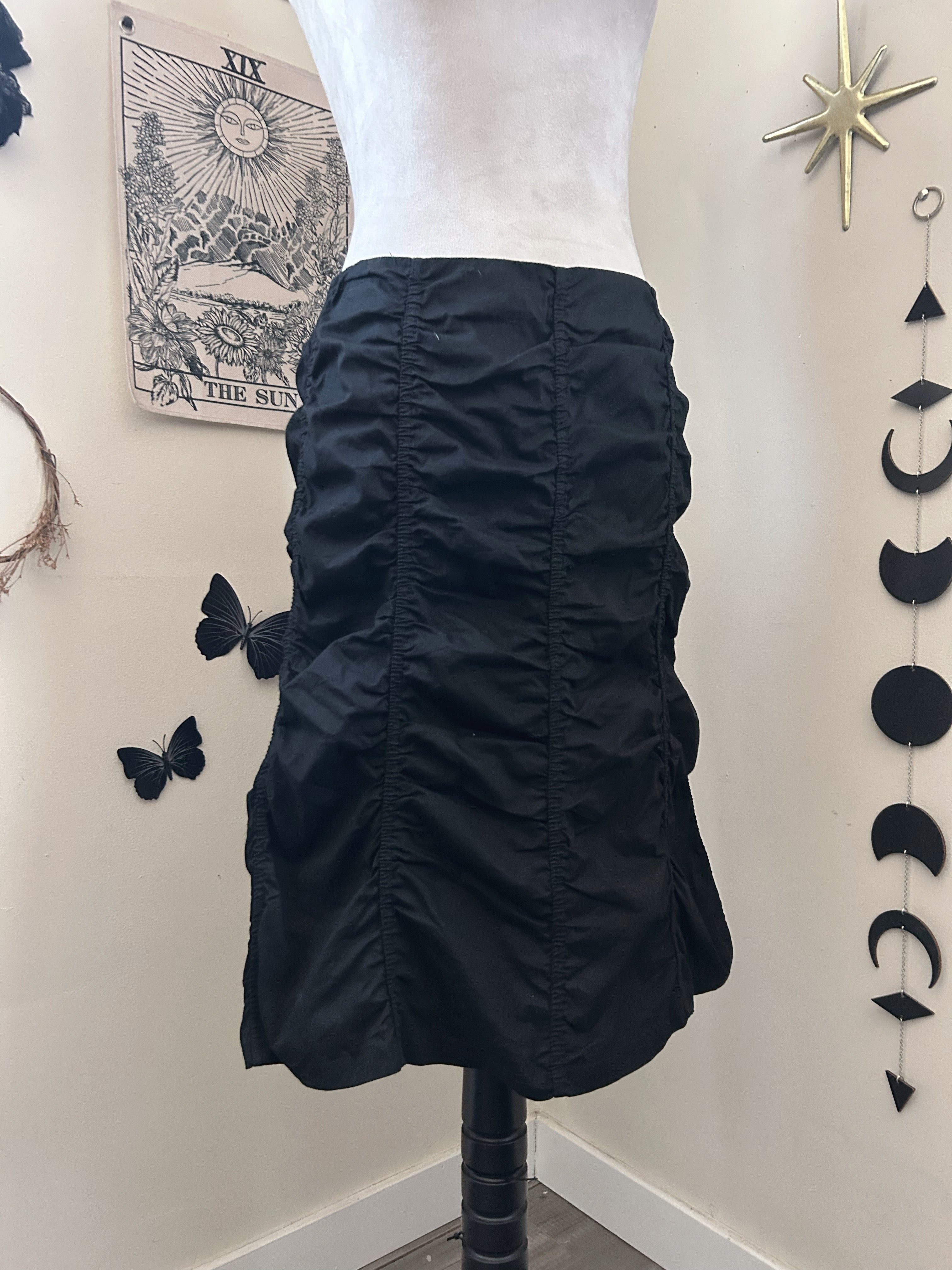 (M/L) Vintage 00's  Midi Skirt