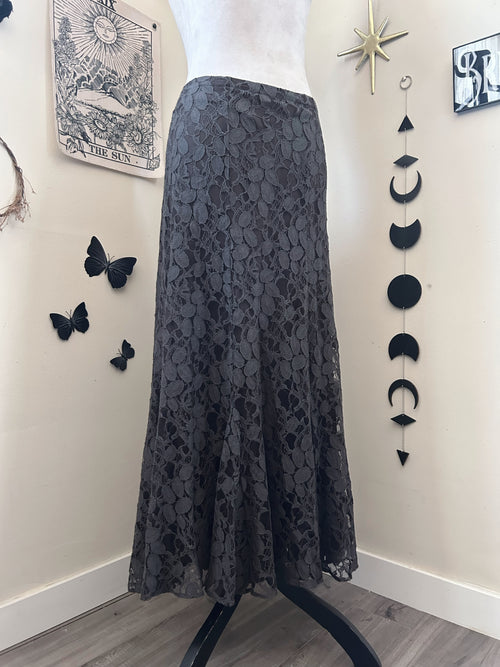 (L) Maxi Taupe Lace Skirt