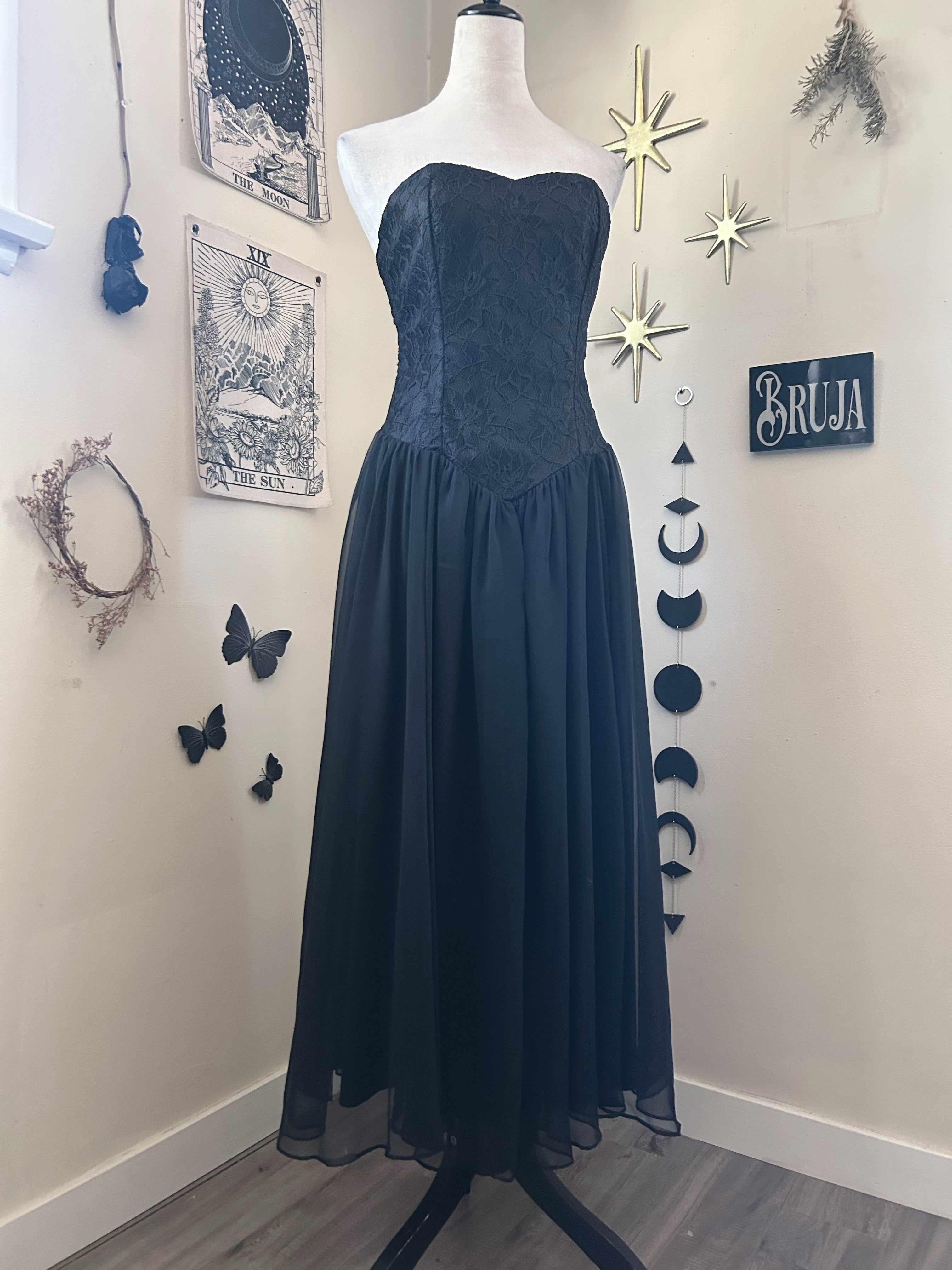 (M) Vintage 80's-90's Strapless Night Dress