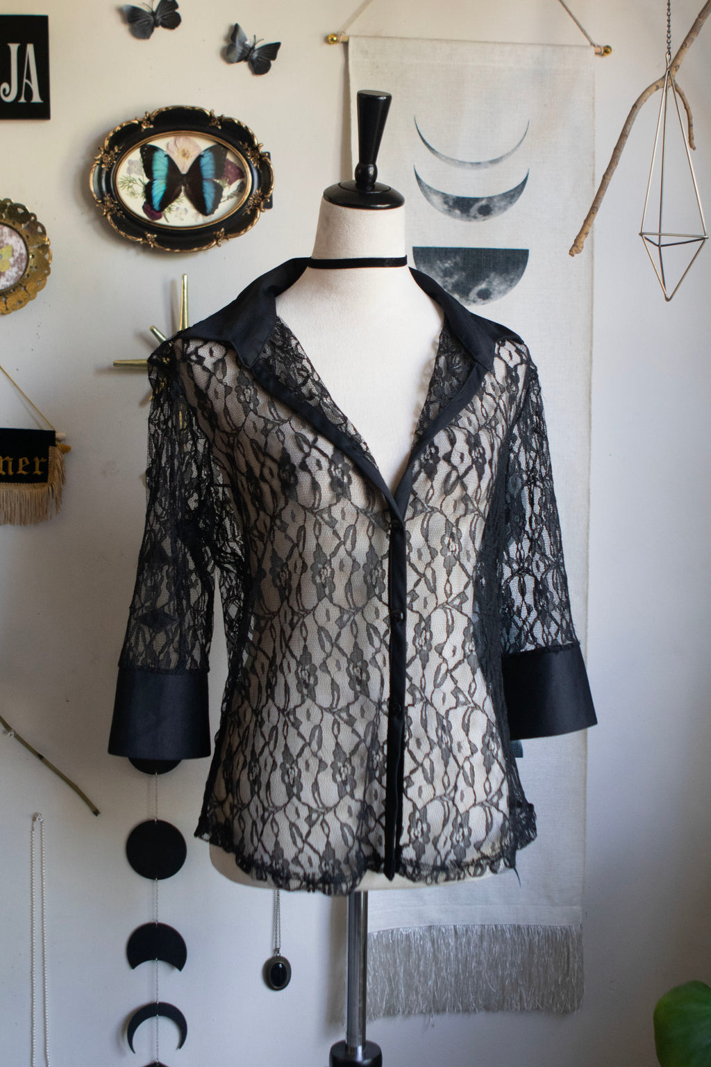 Vintage Lace 3/4 Sleeve Black Blouse