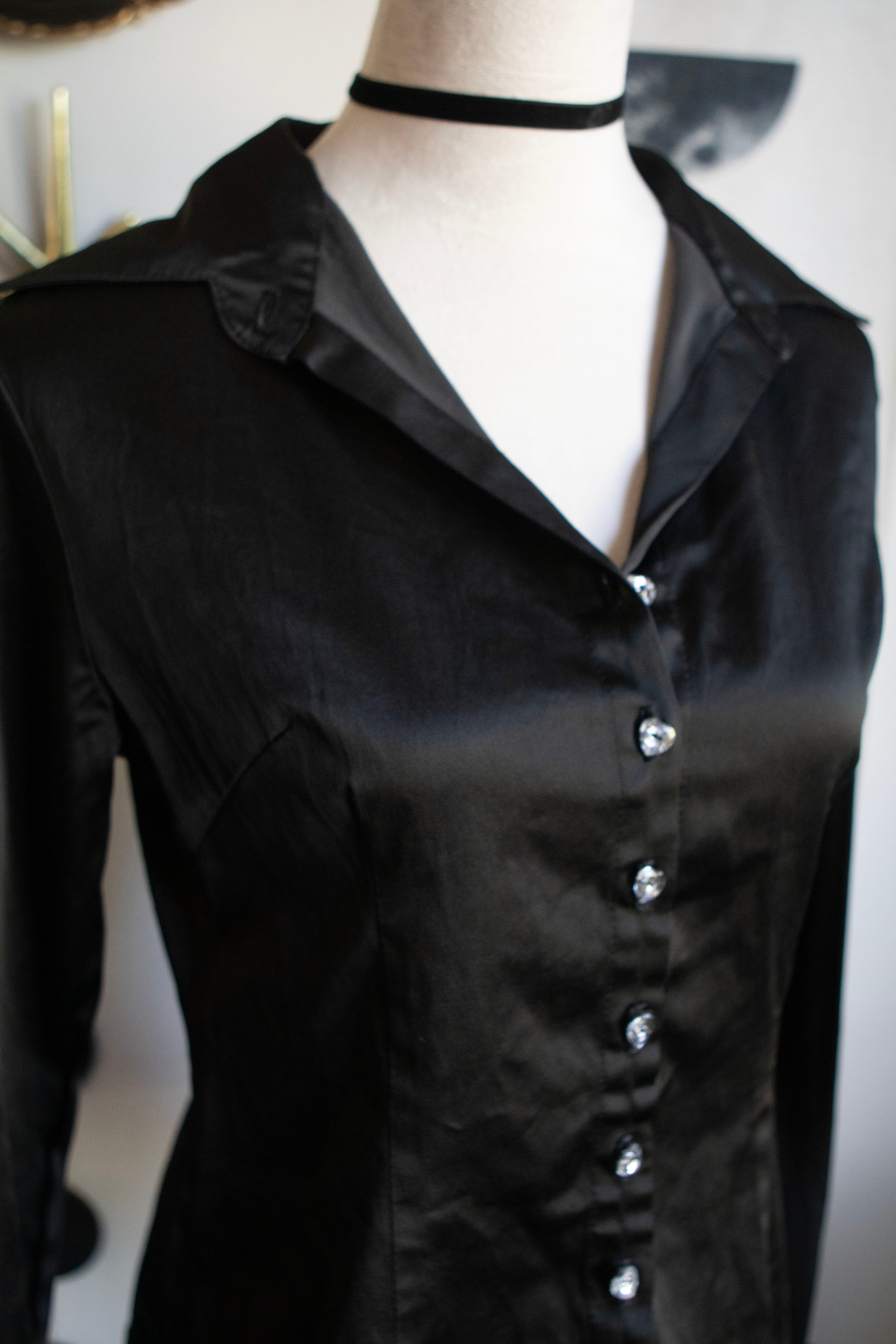 Vintage 00's Satin Long Sleeve Buttoned Blouse