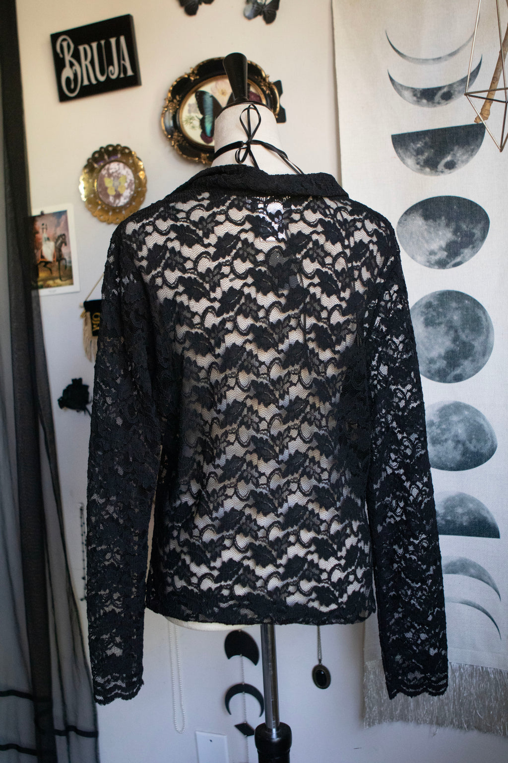 Y2K Lace Long Sleeve Top