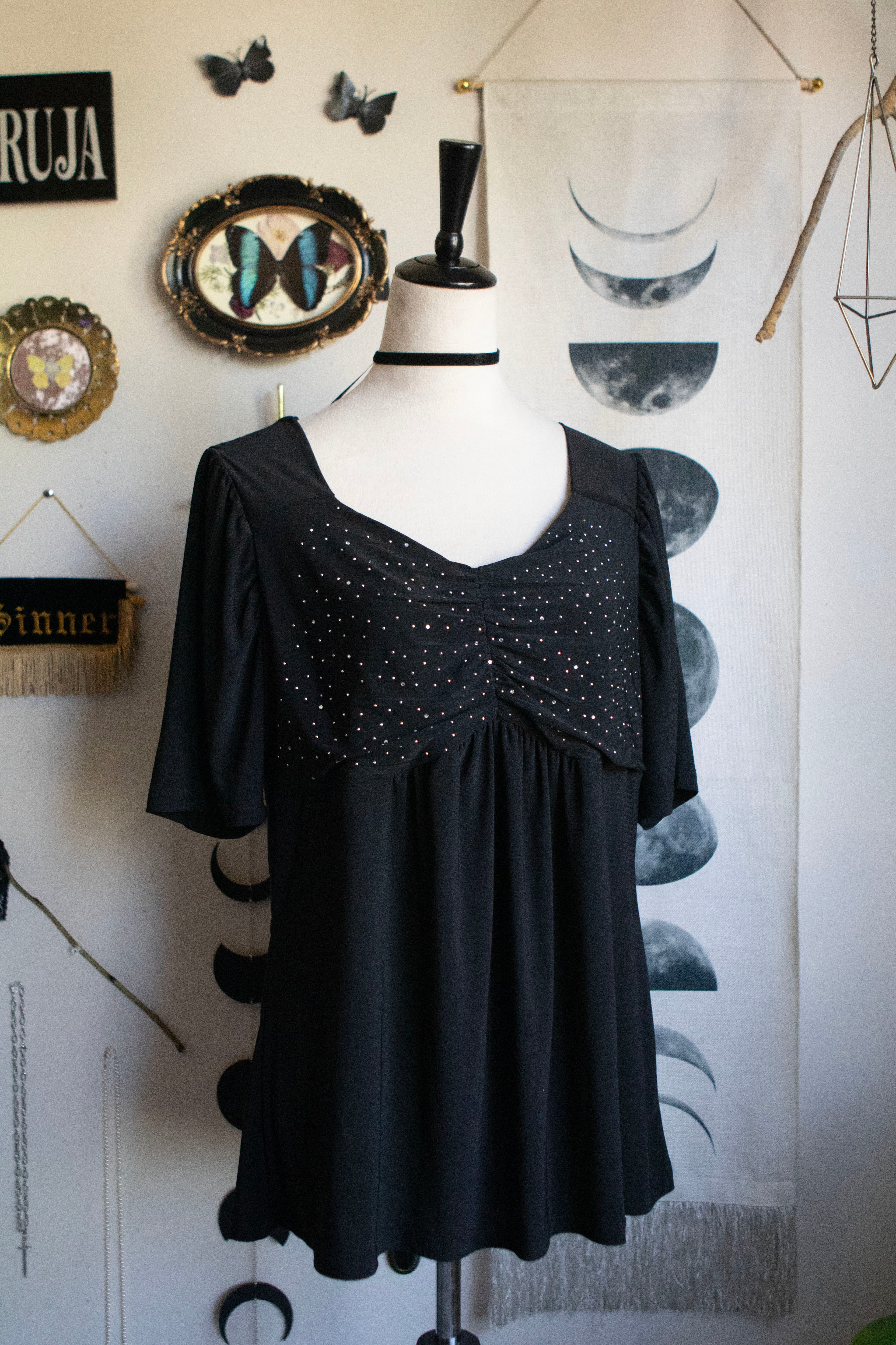 Vintage 00's Beaded Black Top